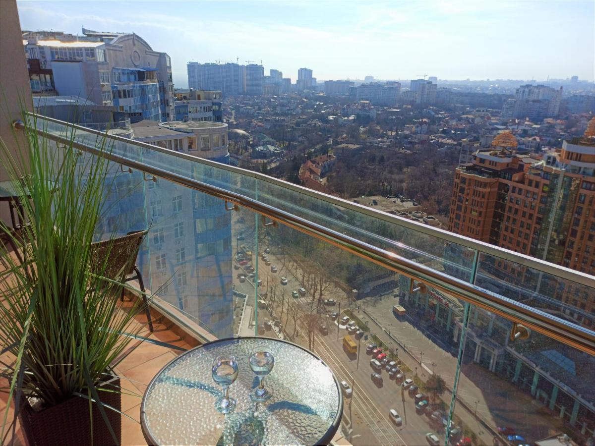 Arcadia Stylish Apartment Big Terrace! Odessa Exterior foto